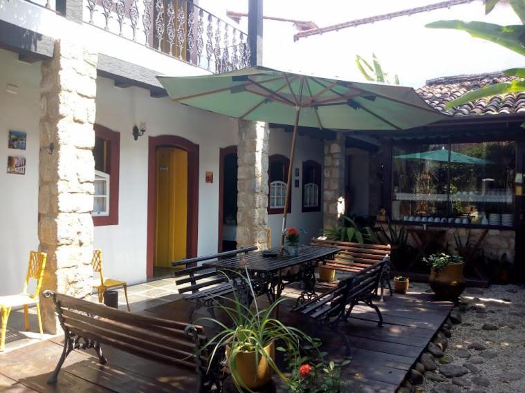Pousada Solar Do Algarve Em Paraty Ha 5 Minutos Do Centro Historico Exterior photo