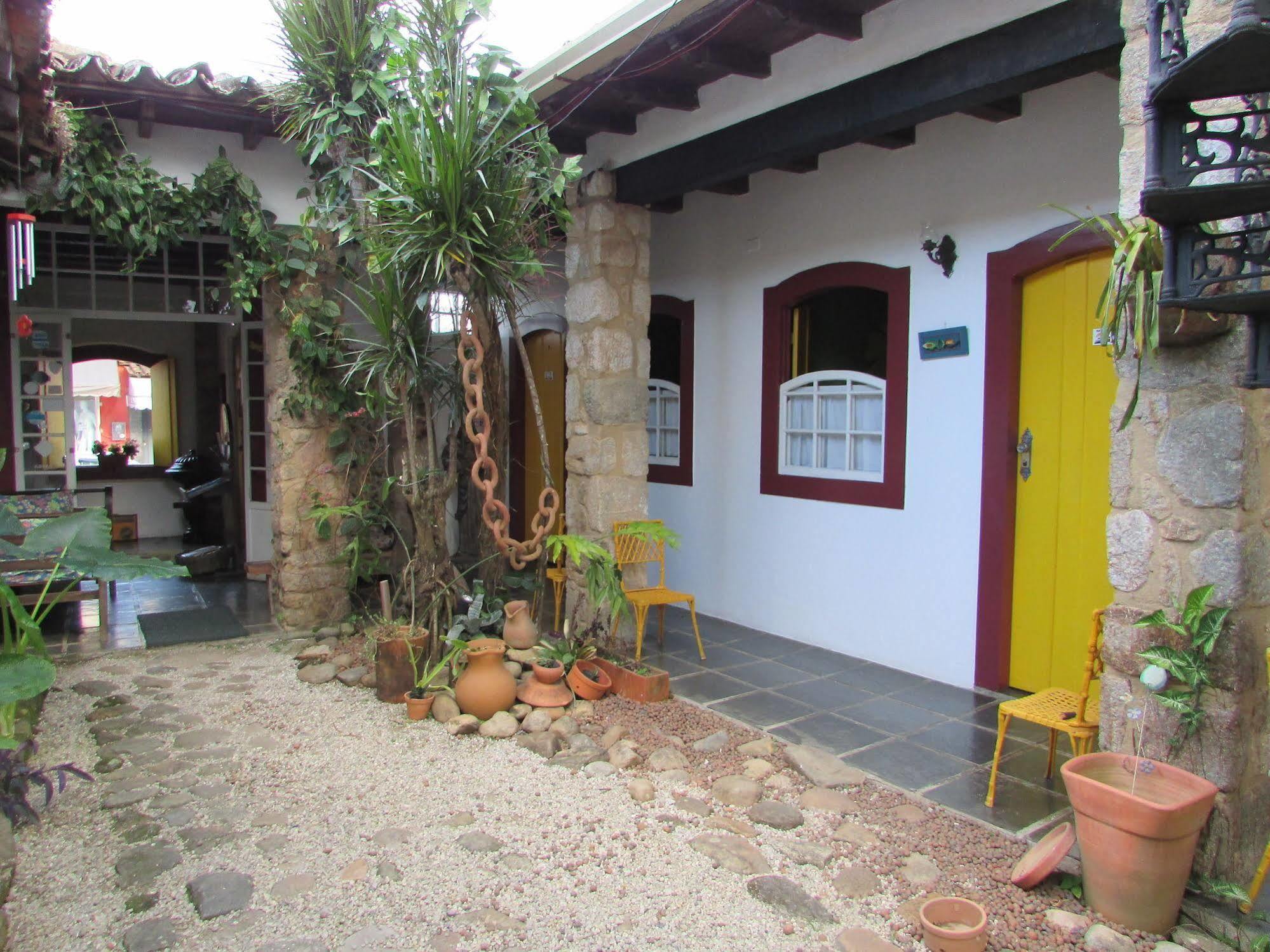 Pousada Solar Do Algarve Em Paraty Ha 5 Minutos Do Centro Historico Exterior photo